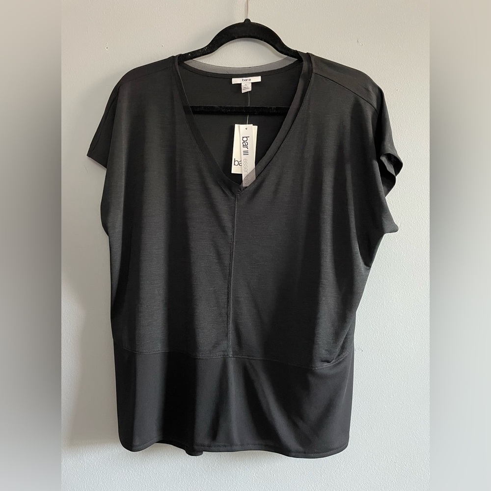 Black Short Sleeve Blouse in Size L Petite
